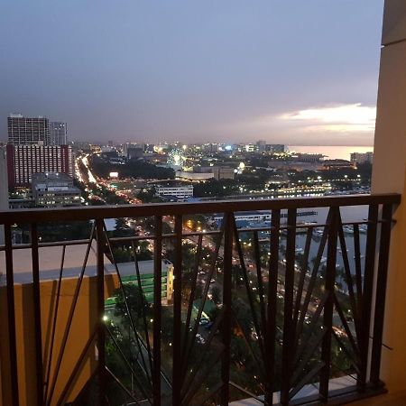 Admiral Baysuites Manila Eksteriør bilde