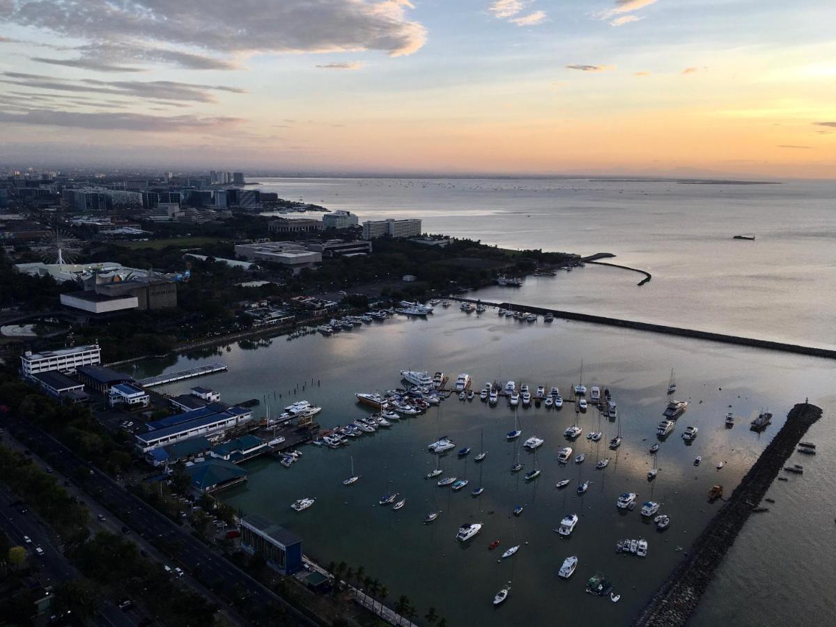 Admiral Baysuites Manila Eksteriør bilde
